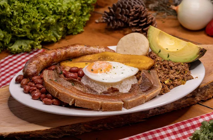 Donde Pino Bandeja Paisa